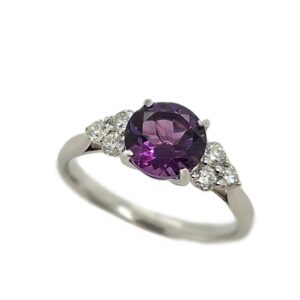 18ct White Gold Amethyst & Diamond Ring