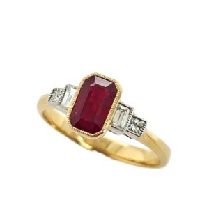 18ct YELLOW GOLD RUBY & DIAMOND RING