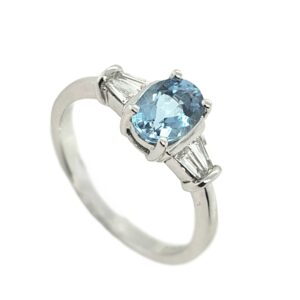 18CT WHITE GOLD AQUA & DIAMOND THREE STONE RING