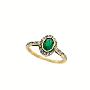 9CT YELLOW GOLD EMERALD & DIAMOND OVAL CLUSTER RING