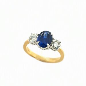 18CT YELLOW GOLD SAPPHIRE & DIAMOND TRIOLIGY RING