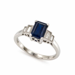 9CT WHITE GOLD SAPPHIRE & DIAMOND RING