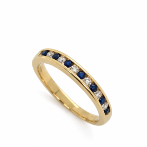 18CT YELLOW GOLD SAPPHIRE & DIAMOND HALF ETERNITY RING